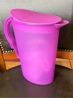 Tupperware Impressions Pitcher 2 Liter